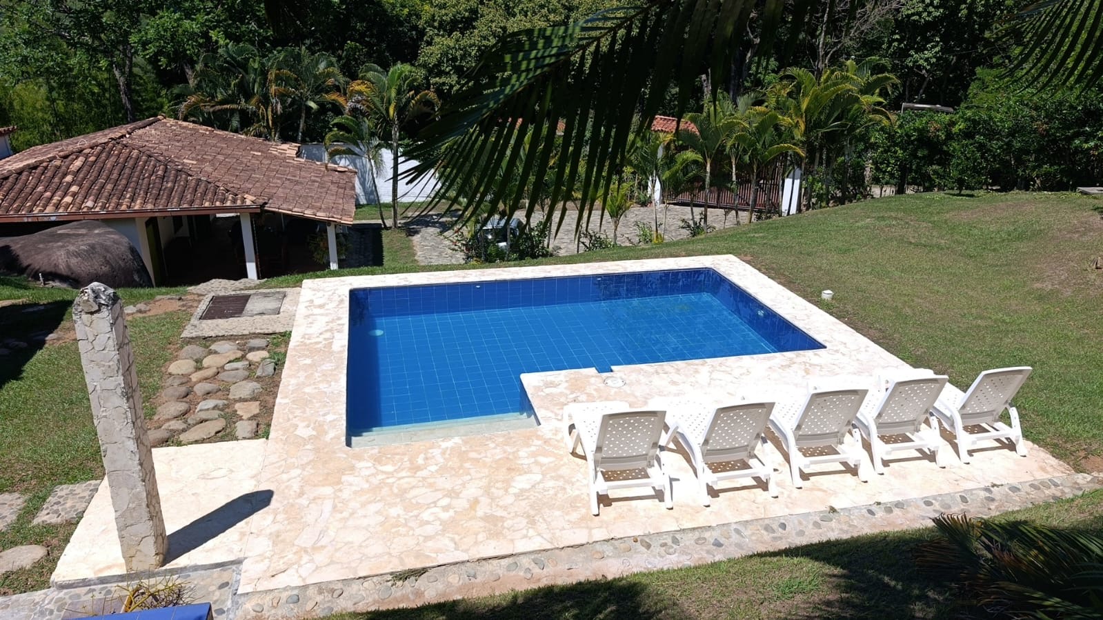 Finca MAKANA — Támesis 8